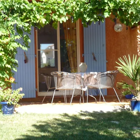 By Interhome 別荘 Pierrevert